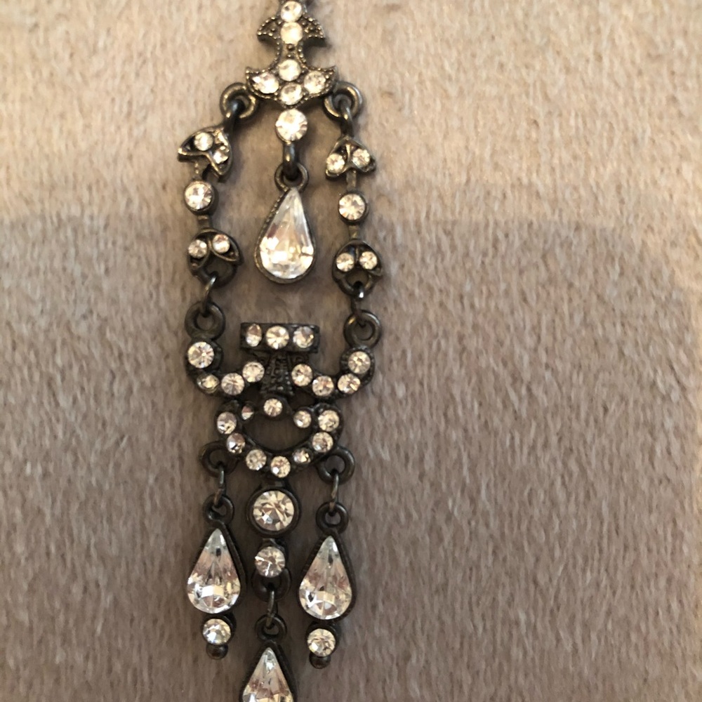 White House Black Market Necklace